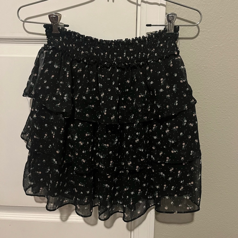 H&M Black Ruffle Skirt